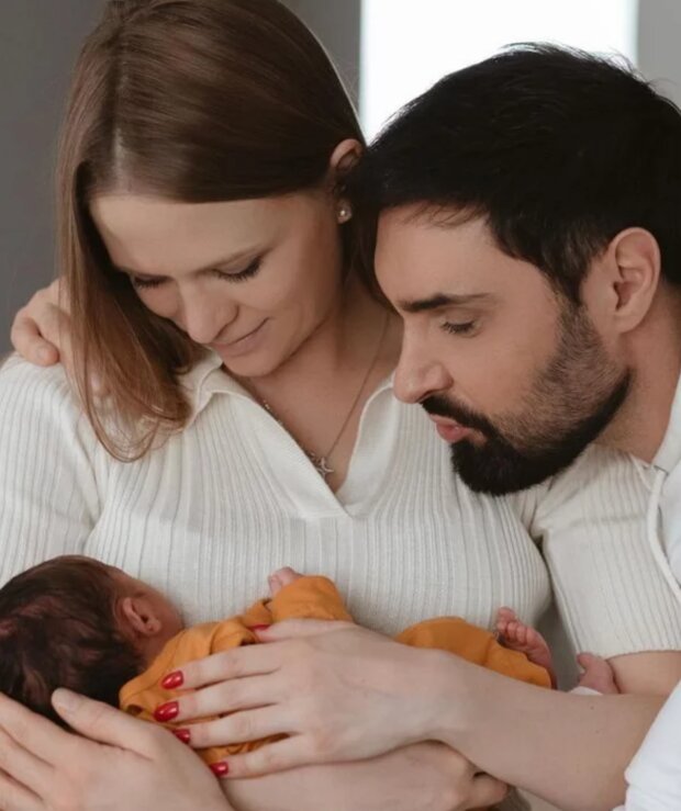 Виталий Козловский с женой и сыном, фото из соцсетей