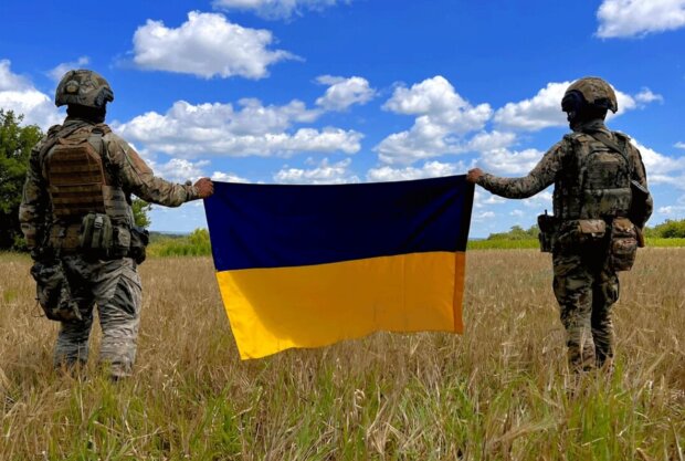 ВСУ, флаг Украины, фото из свободных источников