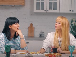 Фото Маши Ефросининой и Оли Поляковой