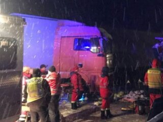 ДТП на трасі Київ-Чоп