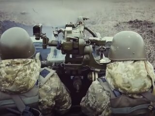 Українські військові