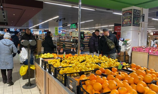 Супермаркет, фрукты, фото: uafinance.net
