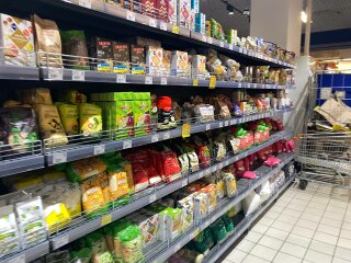 Крупи, супермаркет, фото: uafinance.net