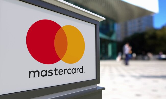 Mastercard откажется от выпуска карт с магнитной полосой — безнадежно устарели 