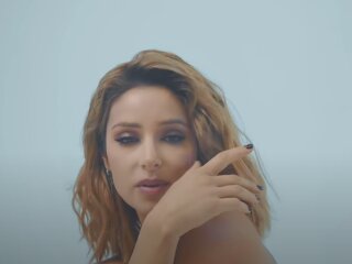 Фото Златы Огневич