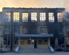 Обстрел школы в Авдеевке