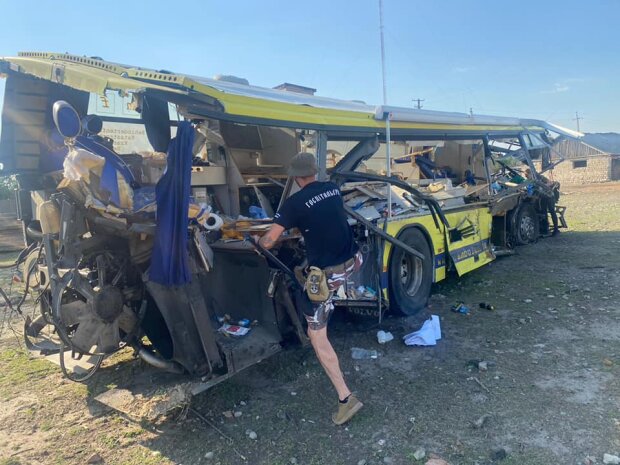 ДТП з автобусом медбатальйону