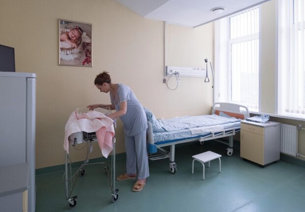 Роддом, ребенок, фото из свободных источников