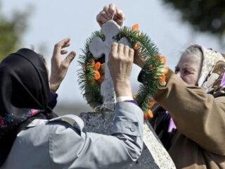 Кладовище, похорон, зображення з вільних джерел