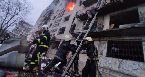 Обстрел жилого дома в Киеве