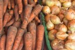 Морковь и лук, кадр из видео