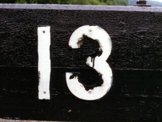 П'ятниця 13, фото з вільних джерел