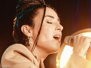 Фото Златы Огневич