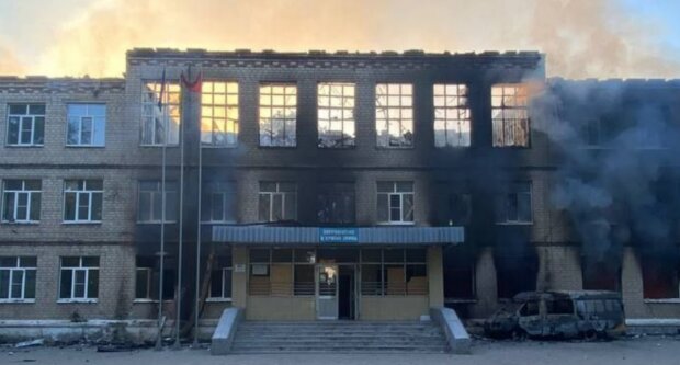 Обстрел школы в Авдеевке