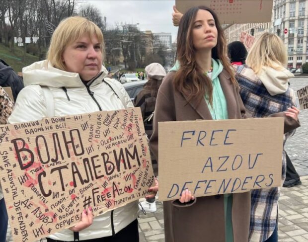 Надя Дорофєєва вирішила протестувати, тут виявився і "колишній": "Ми прийшли сюди..."