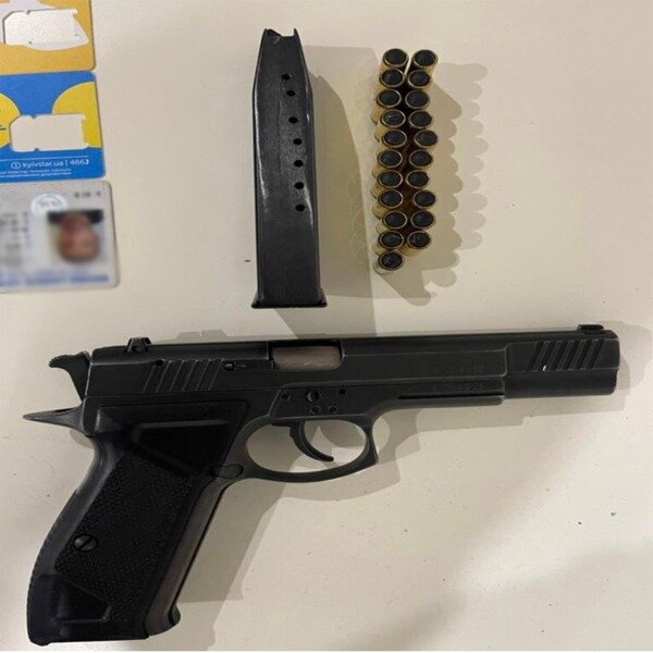 Затримання іноземця за збут наркотиків у Києві