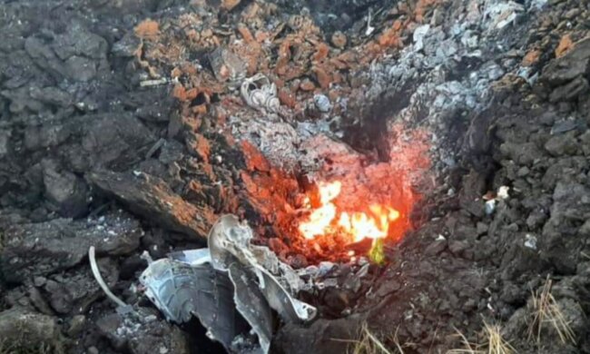 Обломки ракеты, фото из соцсетей