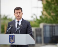 “Ищите место в России”: Зеленский обратился к украинцам, считающим Донбасс русским