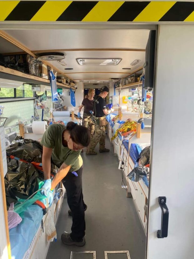 ДТП з автобусом медбатальйону