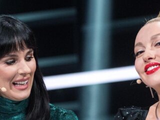 Фото Маши Ефросининой и Оли Поляковой