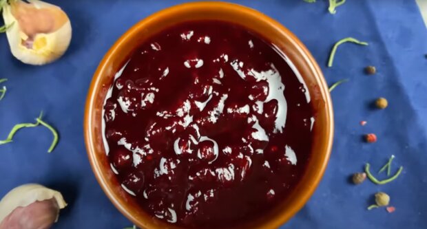 Брусничний сік