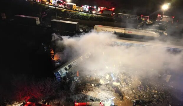 Столкновение поездов в Греции