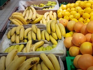 Вартість фруктів в Україні