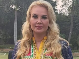 Фото Камалии