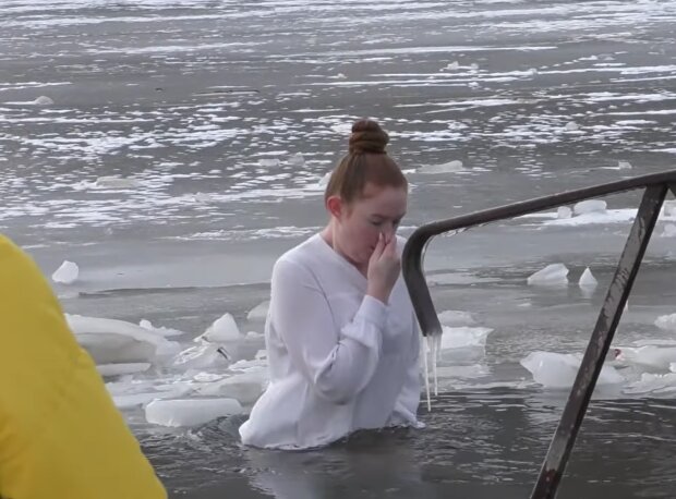 Водохреща, ополонка, фото: Знай.ua