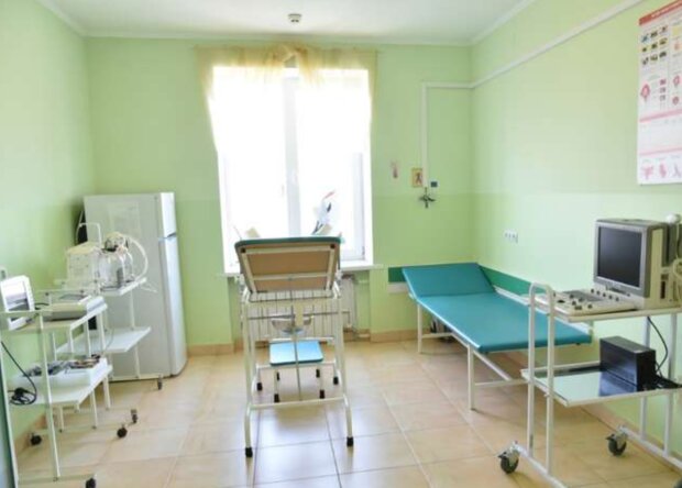 Пологовий будинок, лікарня фото з вільних джерел