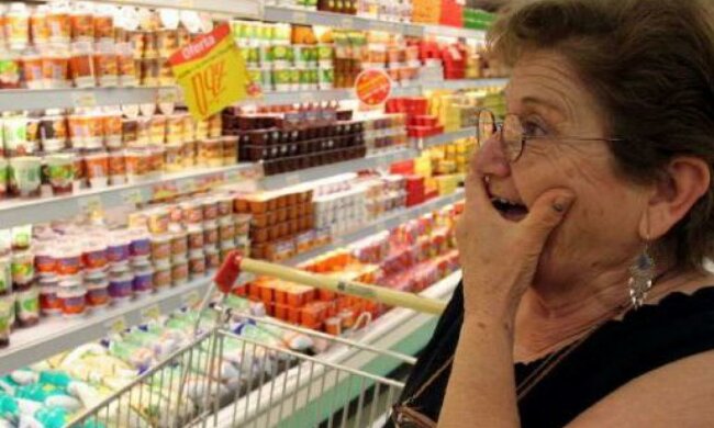 "Голодна" осінь 2021: на українців чекає чергове підвищення цін на продукти 