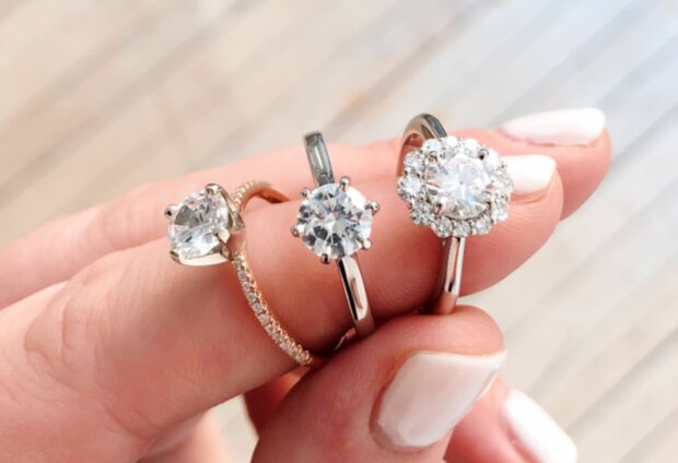 Обручальные кольца, фото из свободных источников