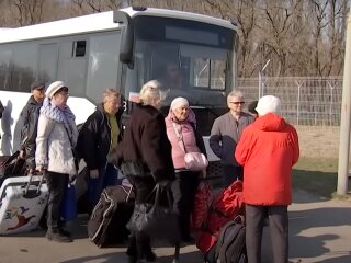 Вивезення людей окупантами