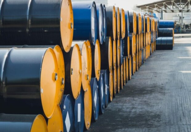 Нефть, фото из свободных источников